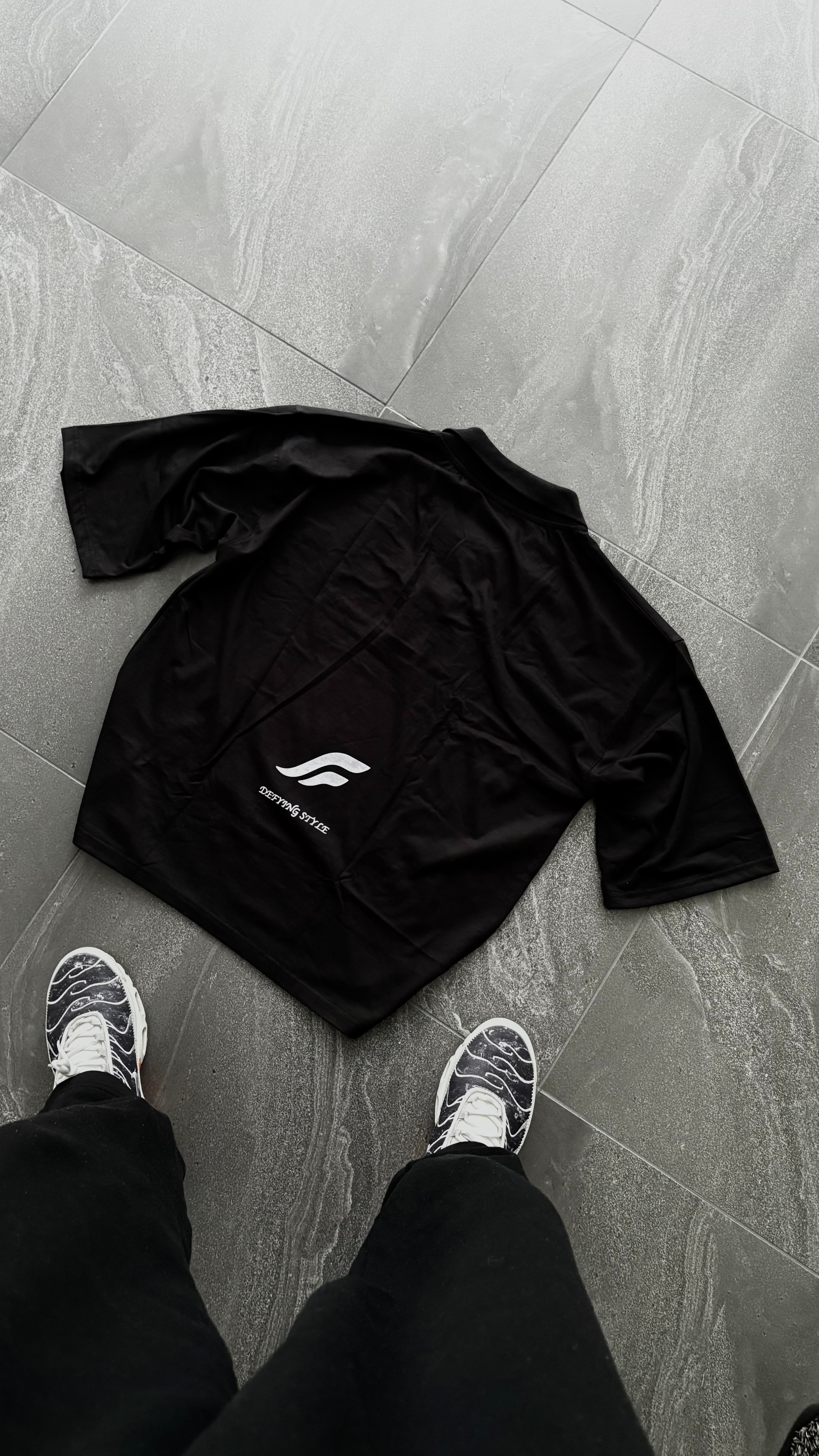 SIGNATURE BLACK POLO